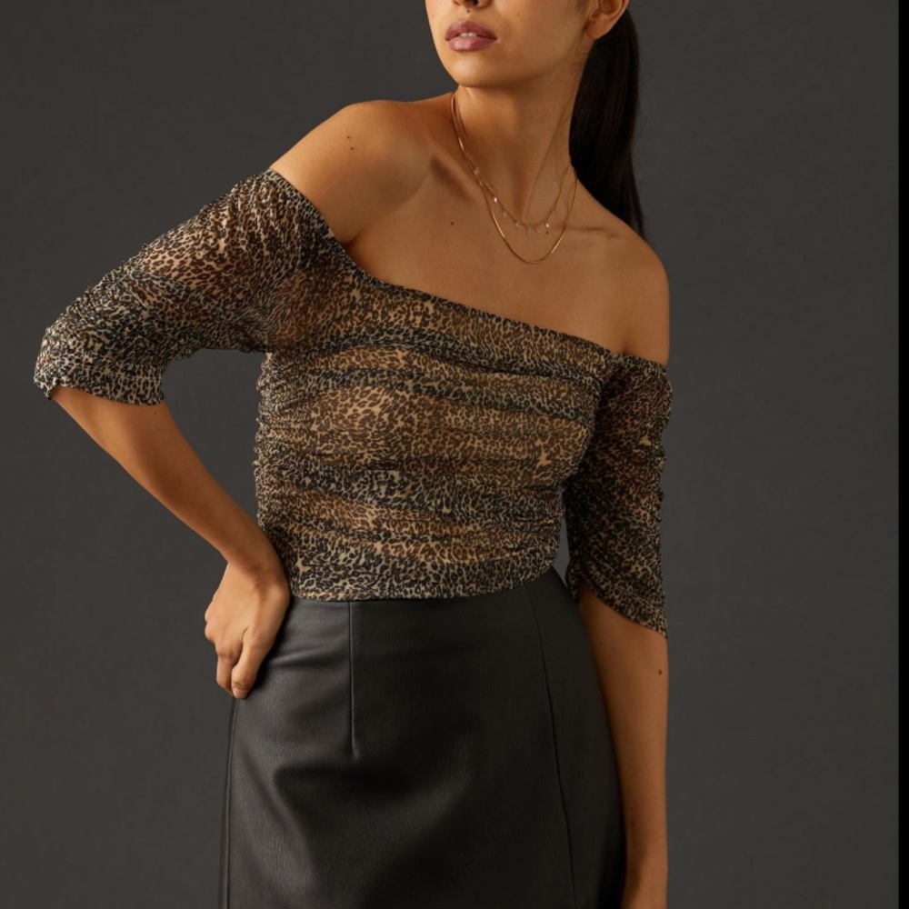 NWOT Anthropologie off shoulder top